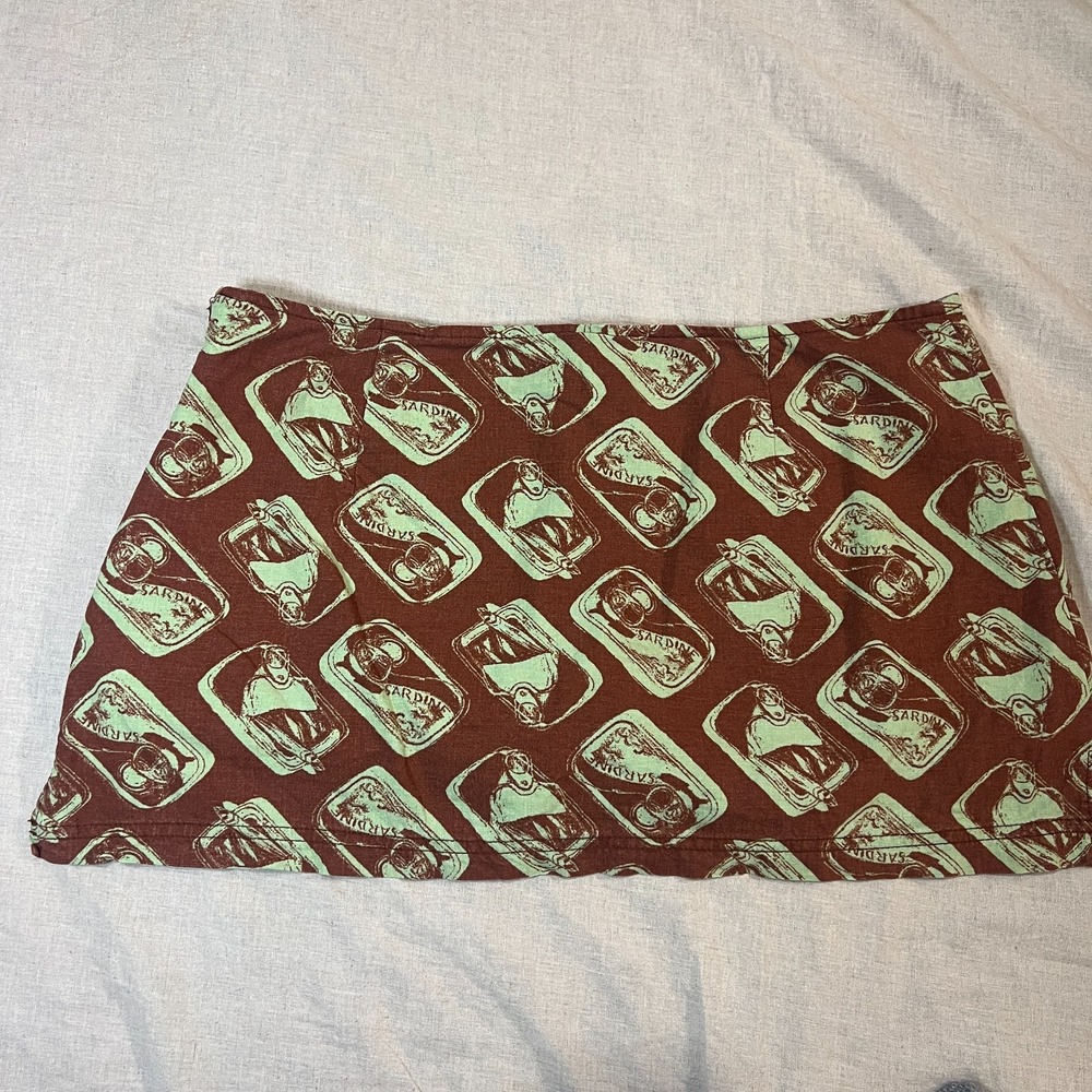 Urban Outfitters Sardine Skort Womens M Linen Fish Print Low Rise Coastal Y2K - Picture 8 of 8